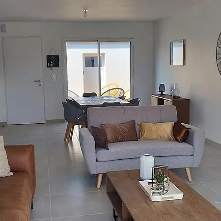 Maison Neuve St Gilles